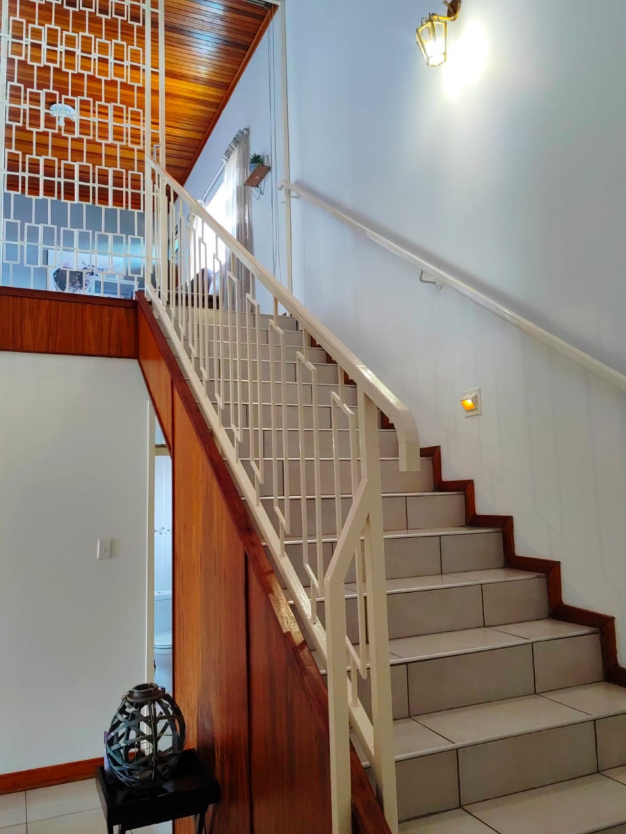 4 Bedroom Property for Sale in Mohadin North West